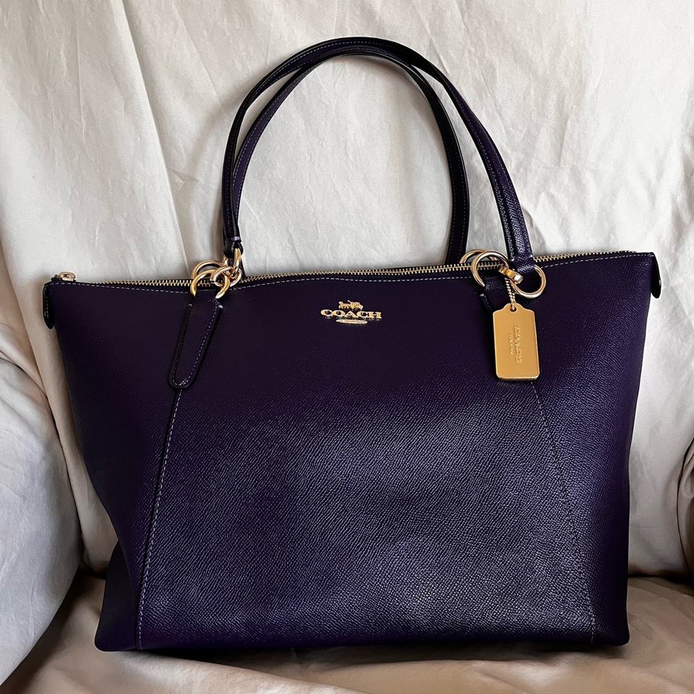 NWOT Gorgeous Purple Coach Tote